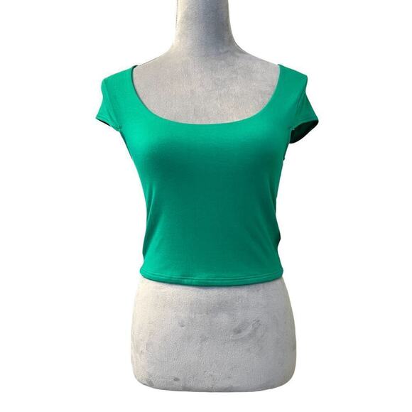 Gaze Crop Top Womens Medium Green Rayon Cap Sleeve Scoop Neck Stretch Pullover - Picture 1 of 7